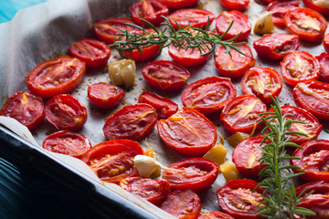 Toast with roasted tomatoes and confit garlic